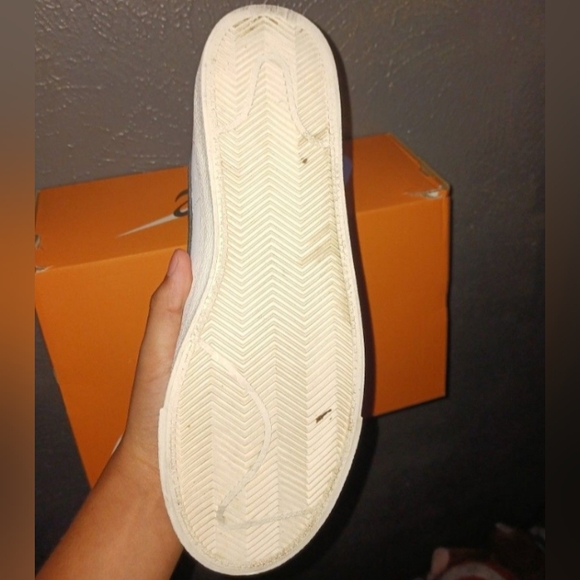 Nike Blazers - Picture 4 of 4